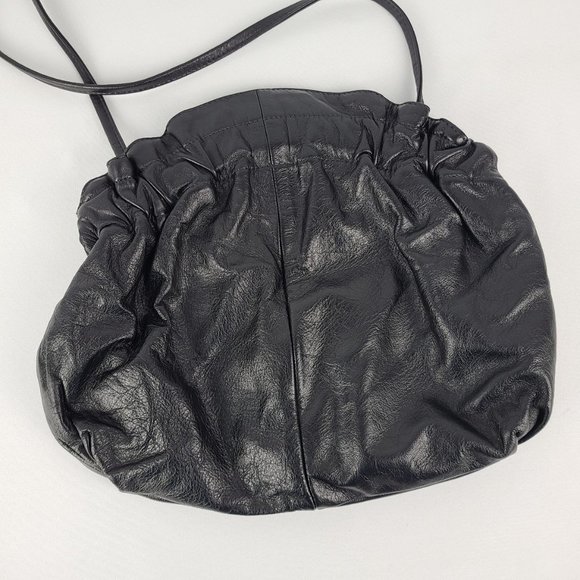 Vintage Handbags - Vintage Black Leather Purse